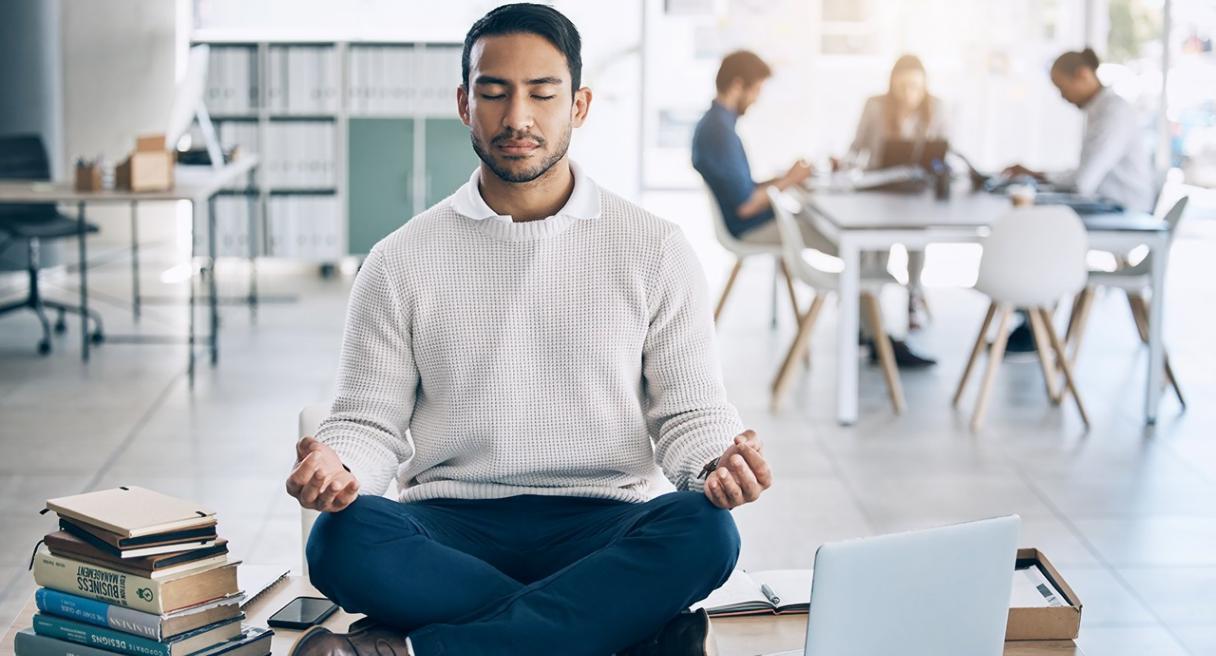 Professionelle Lernatmosphäre für finanzielle Verhandlungen